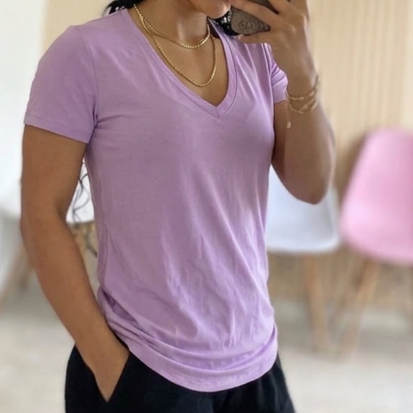 lululemon athletica Tops - Lululemon Love Tee Short Sleeve V-Neck T-Shirt light Purple size 6